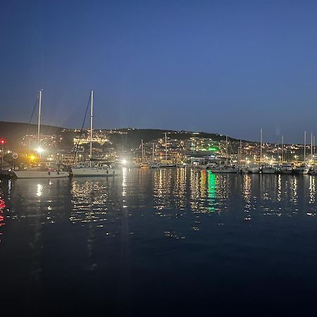 L'Angolo Sul Porto Palau Eksteriør billede